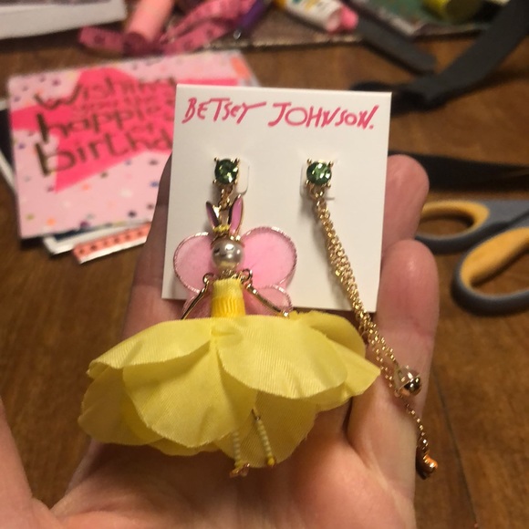 NWT - Easter Earrings Mix-Matched Betsey Johnson Bunny Earrings/RARE! - Picture 12 of 17